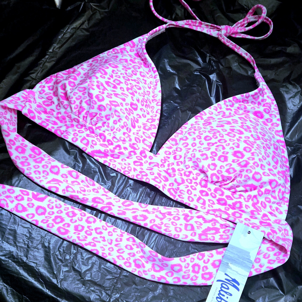 NWT Malibu Leopard Print Halter Bikini Top Size M Color- Orchid